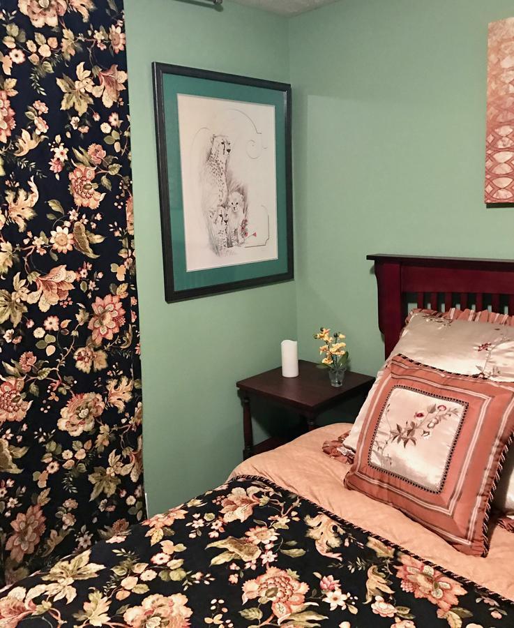 Yellow Door Bed And Breakfast ฟอร์ทอีรี ภายนอก รูปภาพ