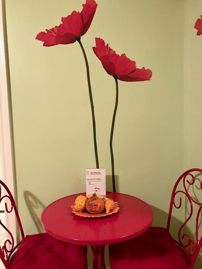 Yellow Door Bed And Breakfast ฟอร์ทอีรี ภายนอก รูปภาพ